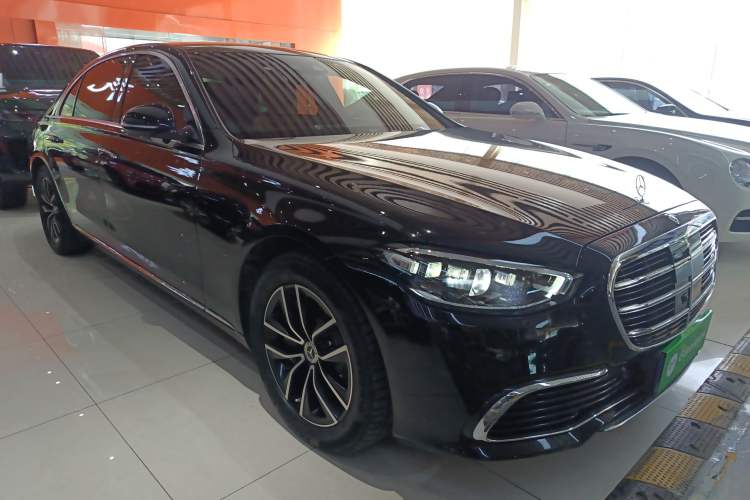 Used Mercedes-Benz S-Class 2021 S 400 L Business Model Front Right 45 Deg