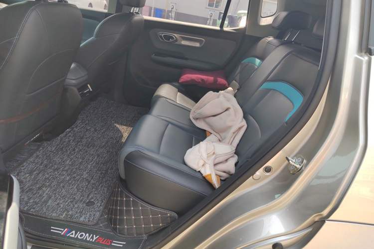 Used AION Y 2023 Younger Star Edition
