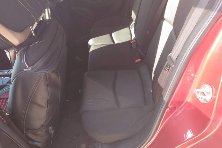 Used Mazda Mazda 3 Axela 2017 Sedan 1.5L Automatic Comfort Model Emission Standard China V
