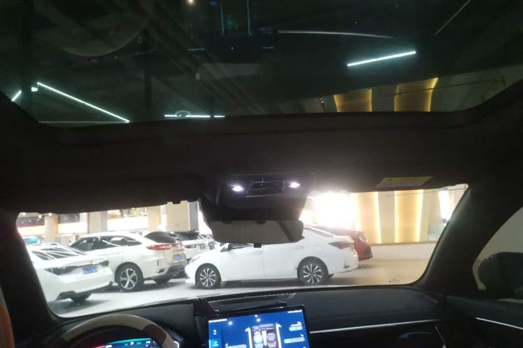 Used BYD Song PLUS New Energy 2023 Champion Edition DM-i 110KM Flagship PLUS Headliner