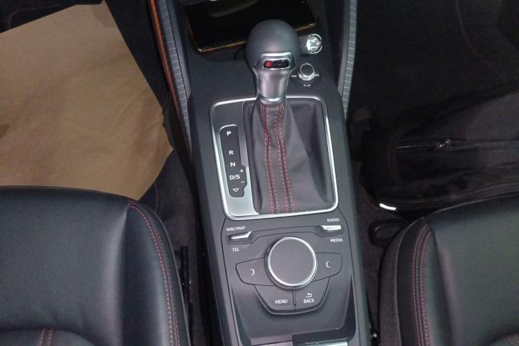 Used Audi Q2L 2022 35 TFSI Progressive Dynamic Edition