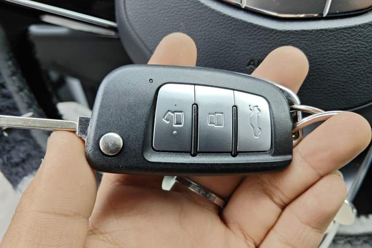 Used Geely Auto Emgrand 2025 4th Generation 1.5L Manual – Dragon Edition