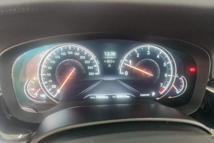 Used BMW 5 Series 2018 Restyled 530Li Leading Edition M Sport Package
