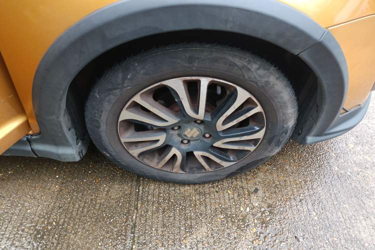 Used Suzuki Swift 2015 1.5L Automatic Limited Edition Right Rear Wheel Hub