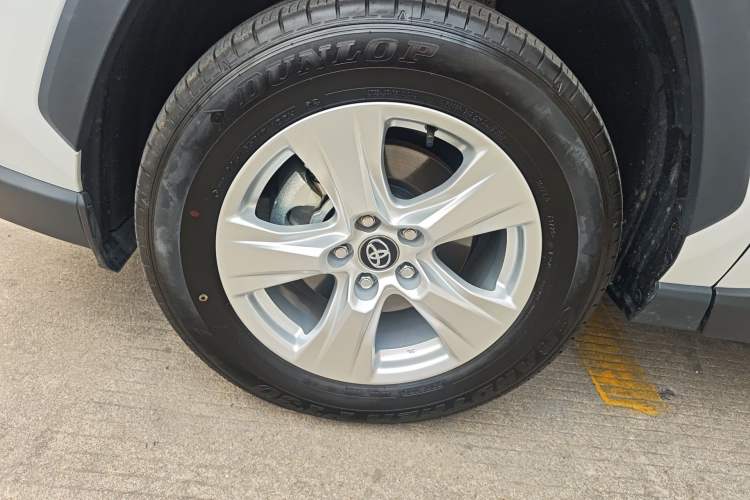 Used Toyota RAV4 2024 2.0L CVT Two-Wheel Drive Urban Edition