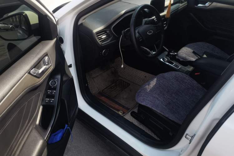 Used Ford Focus 2019 Hatchback EcoBoost 180 Automatic Trendy Model
