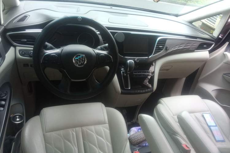 Used Buick GL8 2017 28T Avenir Avia National Emission Standard V