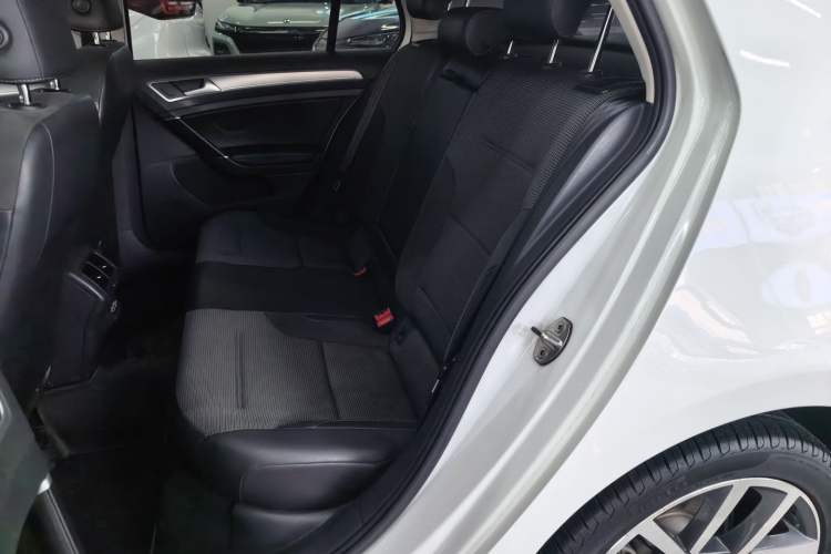 Used Volkswagen Golf 2020 Zhiai Edition 280TSI DSG Comfort Model Left Rear Seat