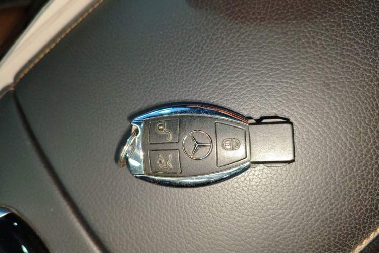 Used Mercedes-Benz S-Class 2017 S 320 L Business Model Vehicle Key