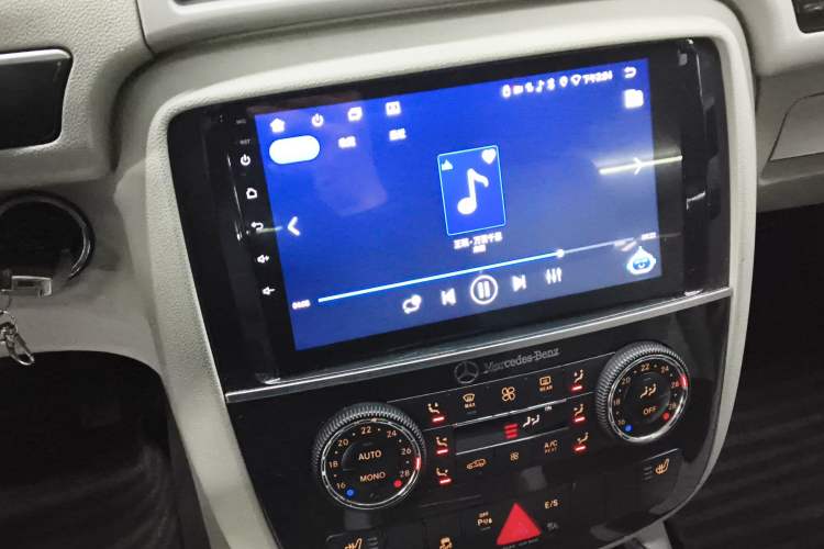 Used Mercedes-Benz R-Class 2017 R 320 4MATIC Business Edition Prestige Model