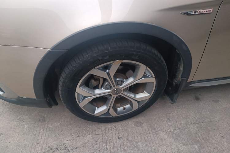 Used Geely Auto Vision S1 2018 1.4T CVT FENGXING Model
