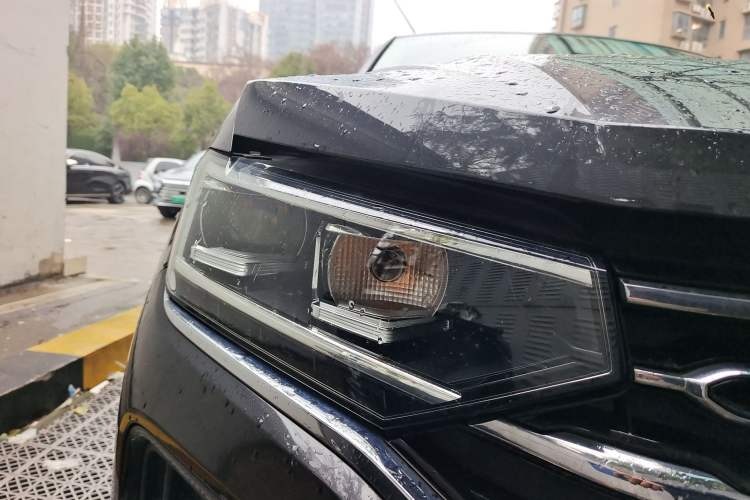 Used Volkswagen Tayron 2020 330TSI Two-Wheel Drive Luxury Smart Connectivity Version