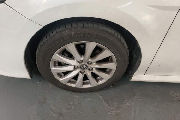 Used Toyota Camry 2018 2.0G Luxury Edition Exterior 4