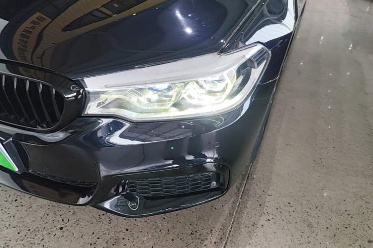 Used BMW 5 Series 2019 Restyled 530Li Luxury Edition M Sport Package
