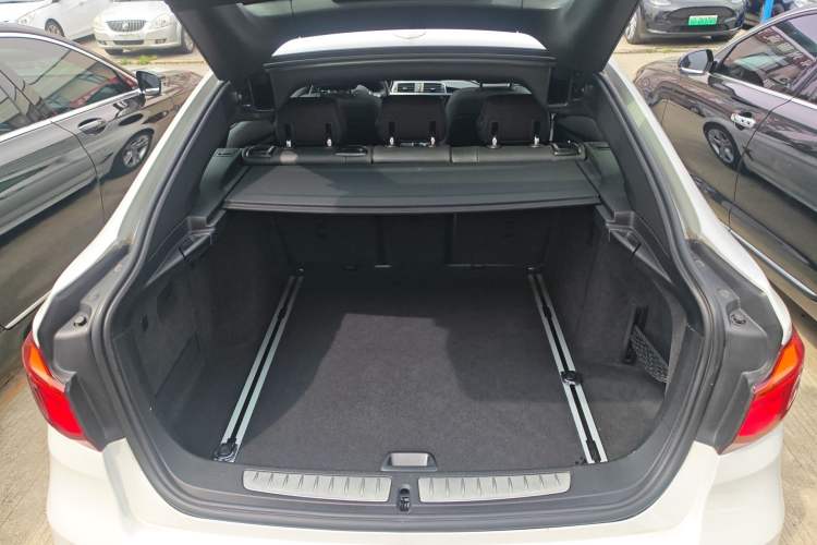 Used BMW 3 Series GT 2019 320i M Sport Package