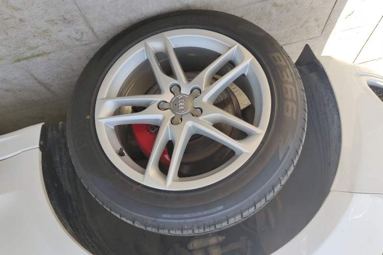 Used Audi Q5 2018 Collector's Edition 40 TFSI Technology Model
