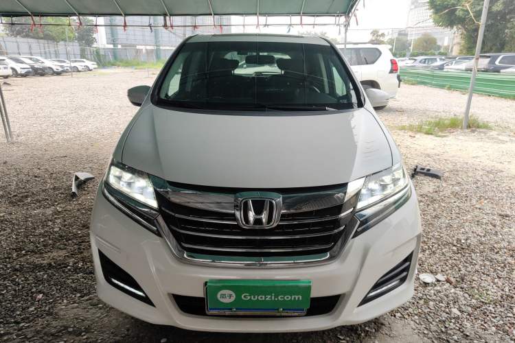 Used Honda Elysion 2016 2.4L Luxury Edition
