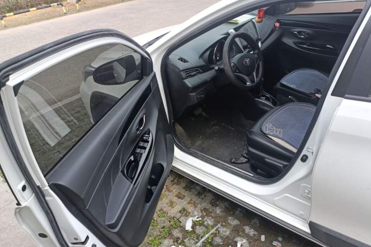 Used Toyota YARiS L Zhi Xuan 2022 X-Trail 1.5L CVT Luxury PLUS Edition
