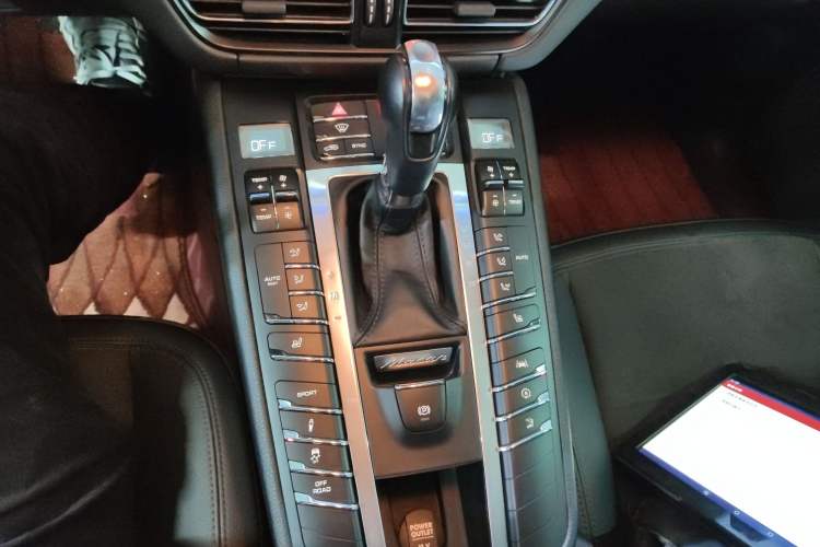 Used Porsche Macan 2018 Macan 2.0T
