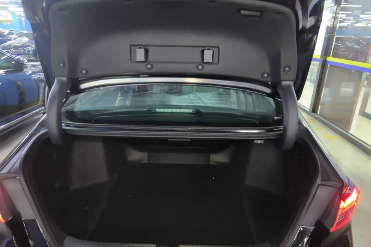 Used Honda Inspire 2025 260TURBO Elegant Edition
