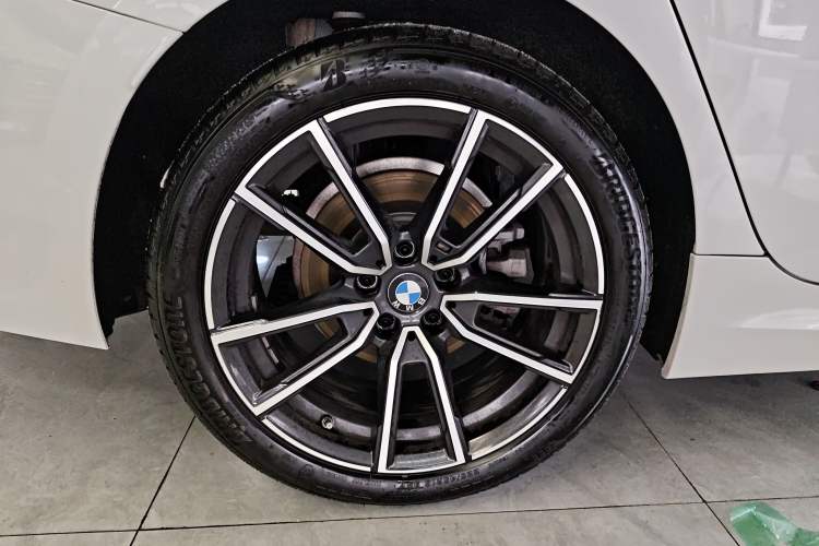 Used BMW 3 Series 2024 325Li M Sport Package