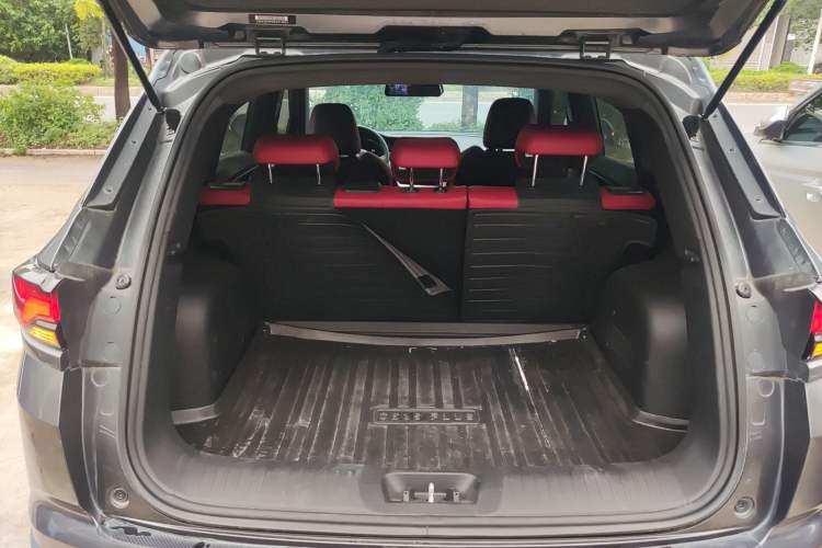 Used CHANGAN CS35PLUS 2021 Blue Whale NE 1.4T DCT Luxury Model