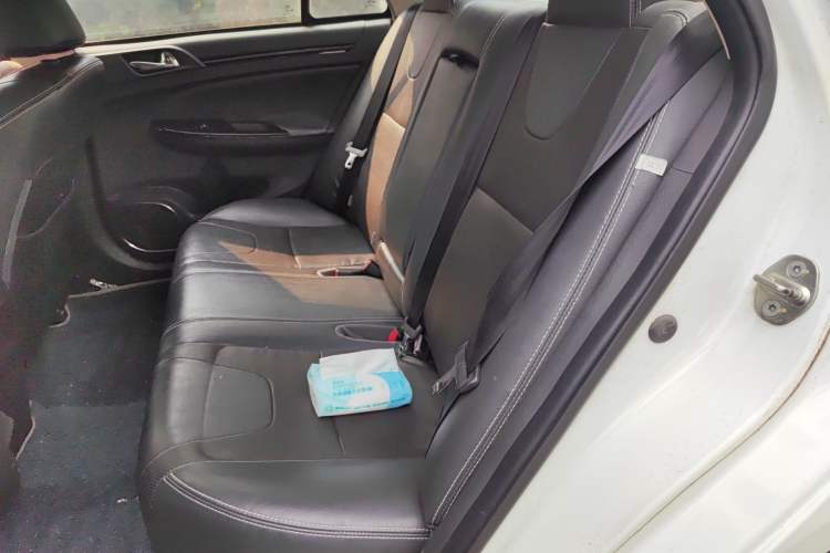 Used BYD Surui 2014 1.5L Manual Luxury Model Left Rear Seat