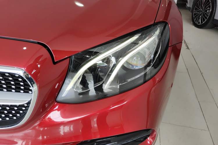 Used Mercedes-Benz E-Class 2019 E 200 4MATIC Coupe Left Front Headlight