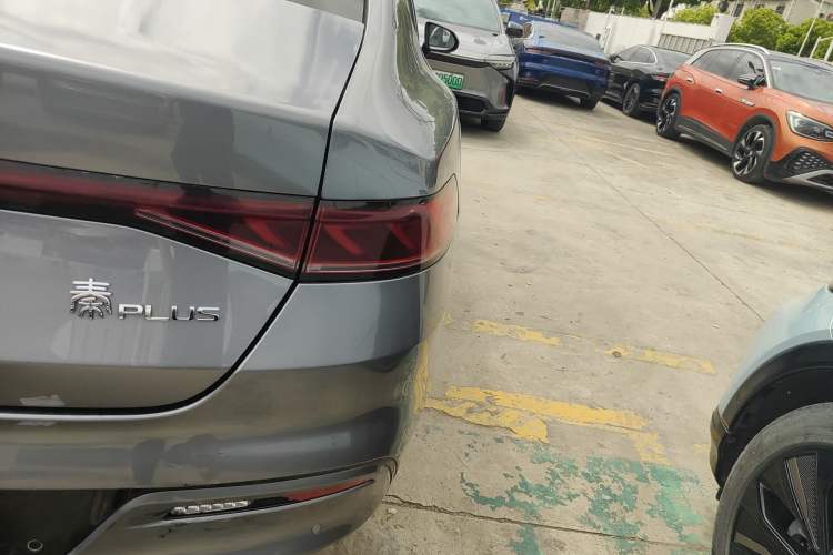 Used BYD Qin PLUS 2024 Honor Edition EV 510KM Leading Model