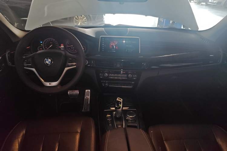 Used BMW X5 2018 xDrive28i