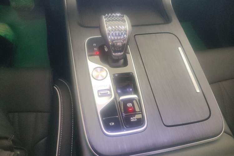 Used GAC Trumpchi GS8 2024 Linghang Series 2.0 TGDI Two-Wheel Drive Luxury Smart Connectivity Version