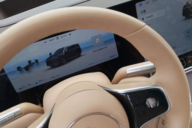 Used Hima AITO M9 2025 Extended-Range Ultra Version 52 kWh 6-Seater