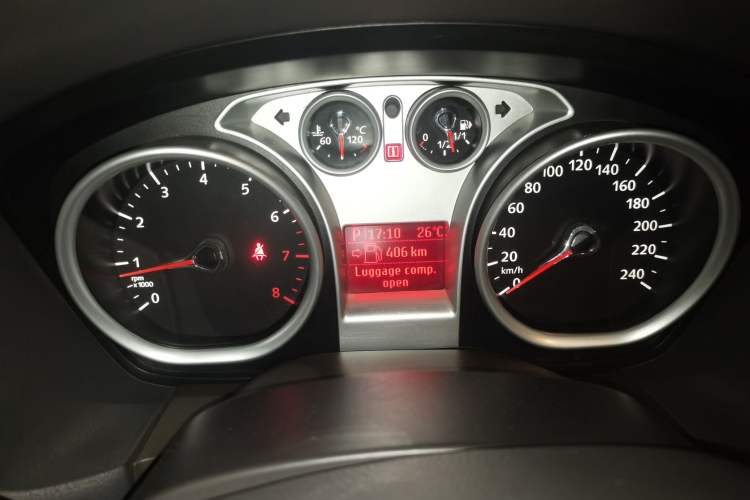 Used Ford Focus 2011 Hatchback 1.8L Automatic Fashion Edition Instrument Cluster