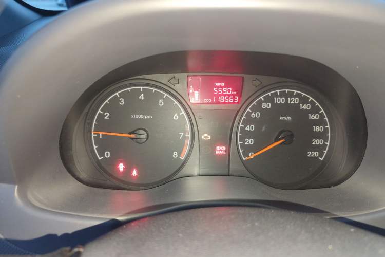 Used Hyundai Verna (older generation) 2016 1.4L Manual Smart GLS Trim