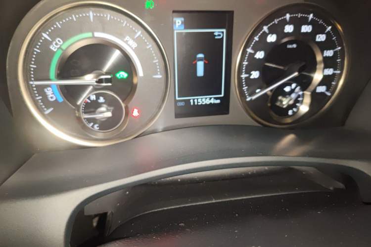 Used Toyota Vellfire 2020 Dual-Engine 2.5L HV Luxury Edition
