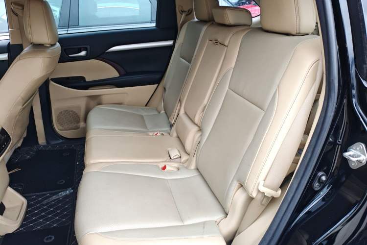 Used Toyota Highlander 2017 2.0T Four-Wheel Drive Elite Edition 7-Seater