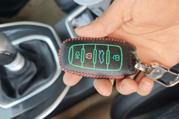 Used Haval M6 2021 PLUS 1.5T Manual Luxury Smart Connectivity Model