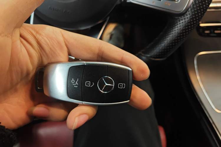 Used Mercedes-Benz C-Class 2019 C 260 Coupe Vehicle Key