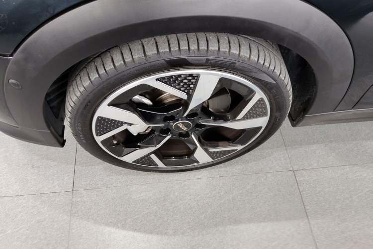 Used MINI MINI 2025 2.0T COOPER S Artist