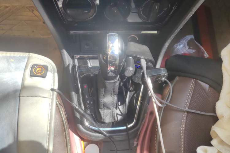 Used Volkswagen Bora 2021 1.5L Automatic Fashionable Smart Connectivity Version Gear Lever