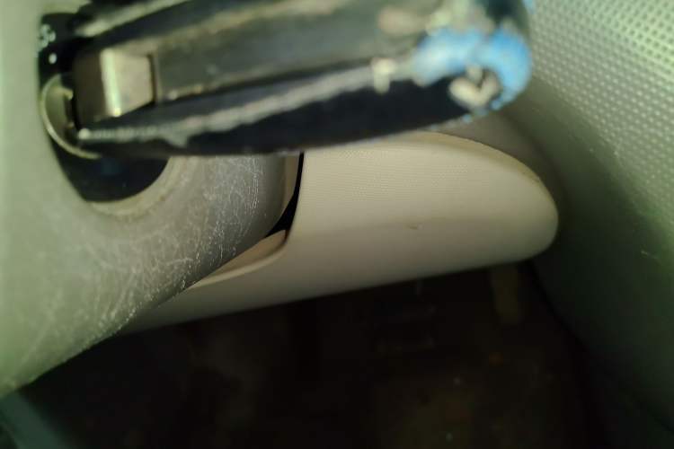 Used Chevrolet Sail 2011 Sedan 1.4L AMT Happiness Edition