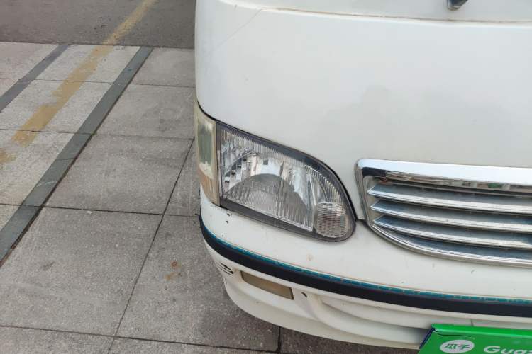 Used Golden Dragon Hiace 