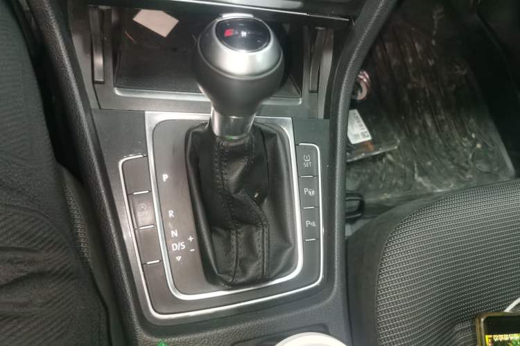 Used Volkswagen Golf 2019 280TSI DSG Comfort Version China VI Standard