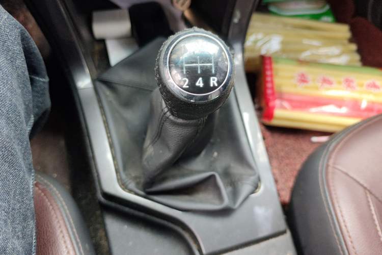 Used Great Wall Wingle 5 2020 2.4L Gasoline Two-Wheel Drive Value Edition Big Double Cab China VI Standard 4K22D4M
