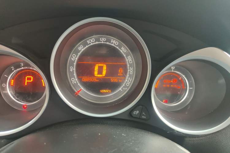 Used Citroen C4L 2014 1.8L Intelligent Drive Automatic Dynamic Model Instrument Cluster