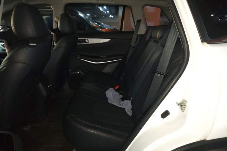 Used CHANGAN CS75 2020 280T Manual Elite Version China VI Left Rear Seat