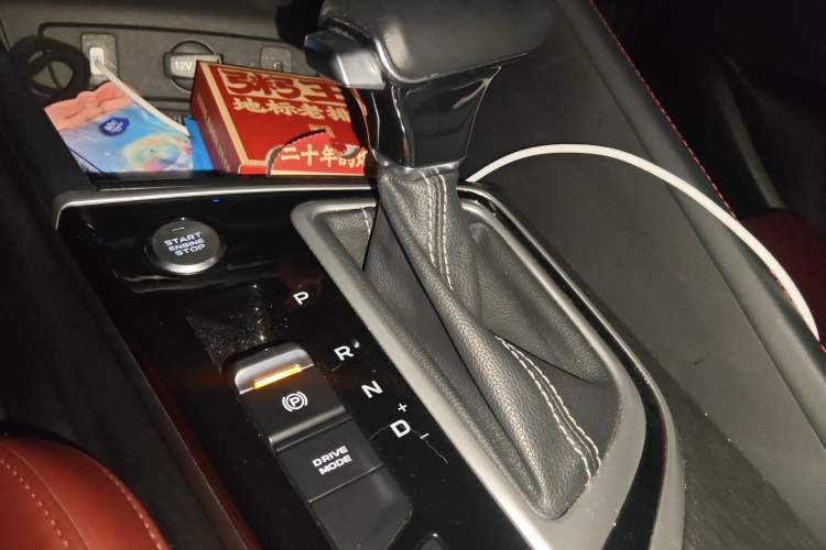 Used CHANGAN Eado 2021 PLUS Blue Whale NE 1.4T GDI DCT Prestige Model Gear Lever