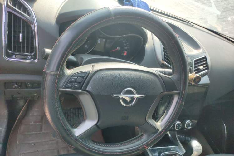 Used Haima S5 2015 1.6L Manual Luxury Model with Sunroof
