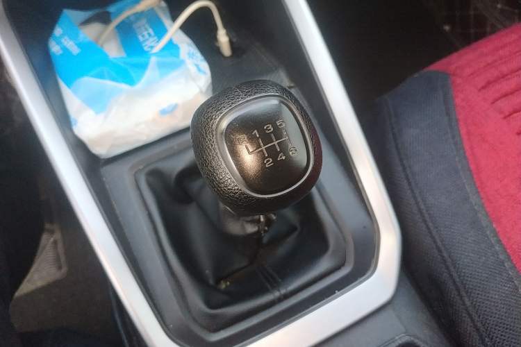 Used Wuling Alvez 2022 1.5L Manual Free-Style Model Gear Lever