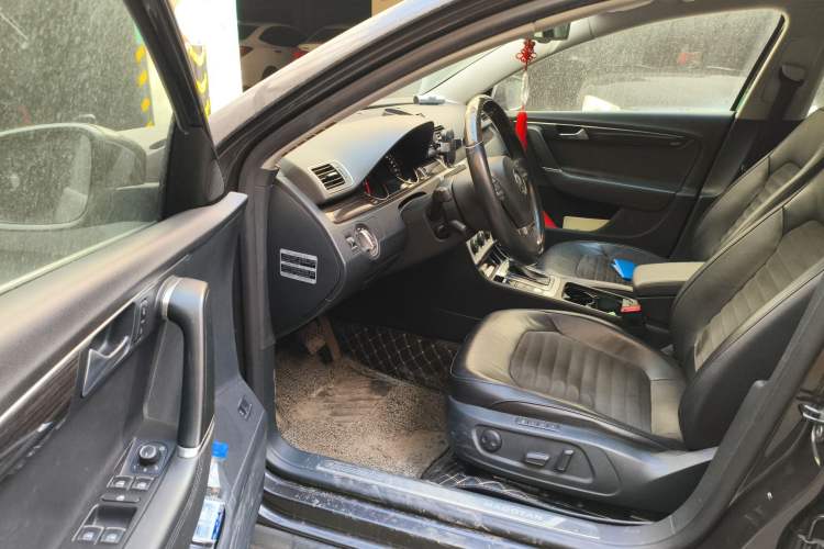 Used Volkswagen Magotan 2013 2.0 TSI Prestige Model Driver Seat